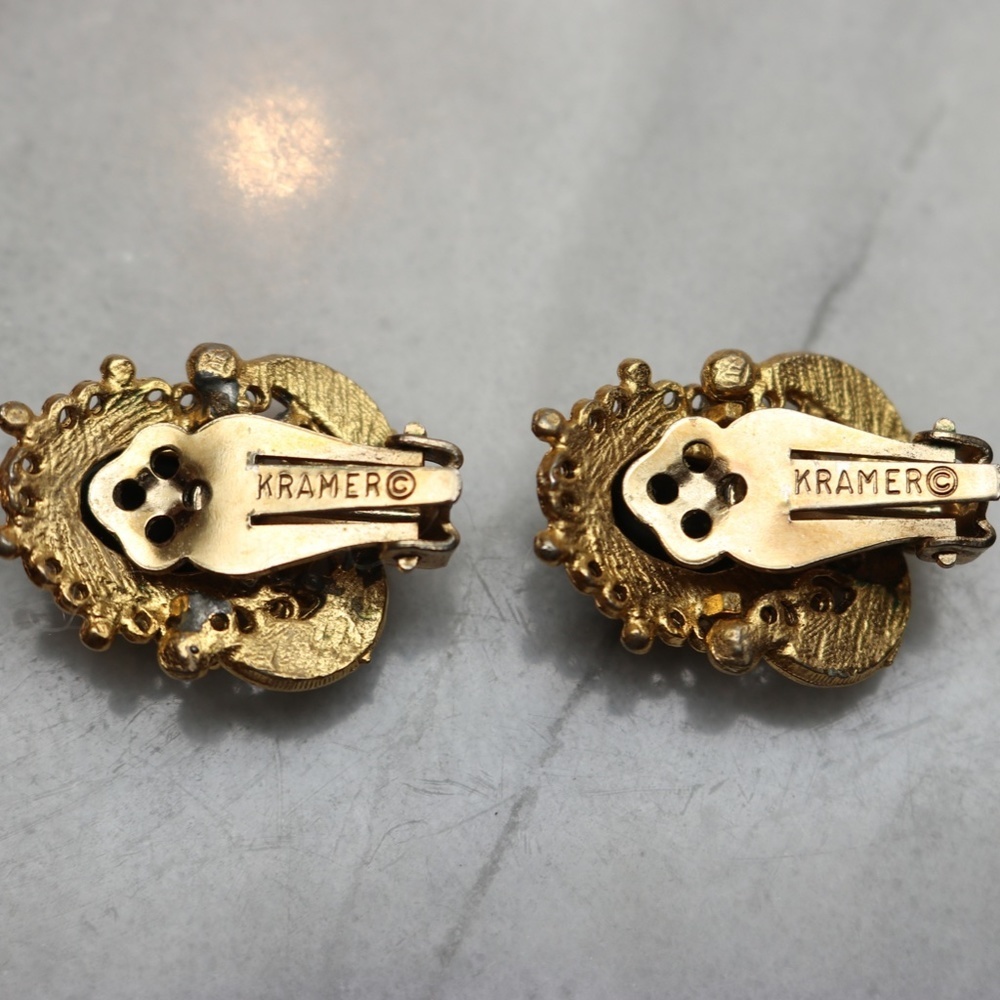 Vintage 1950s KRAMER Black Onyx Earrings - Picture 10 of 12